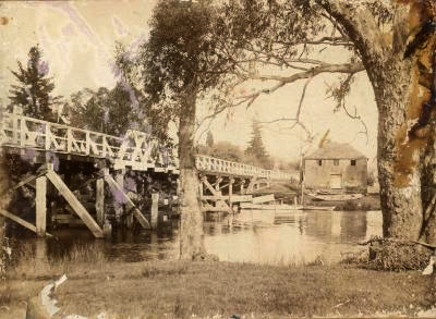 Barkers Bridge Old. photo unknown.